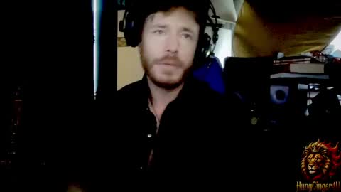 Snapshot of hungginger4u chatting on 05/04/26, 02:07 HungGinger4U online show from 05/04/26, 02:07