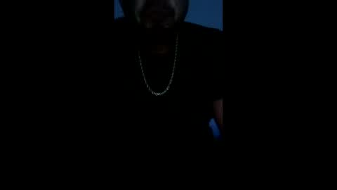 Snapshot of hungguy21011 chatting on 03/23/26, 05:44 hungguy21011 online show from 03/23/26, 05:44