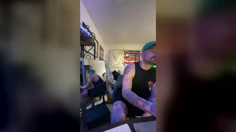 hungherowithoutacape online show from 08/09/26, 07:57