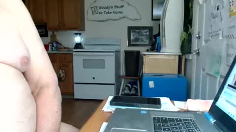 hunglikeahorse063790 online show from 04/21/26, 02:51