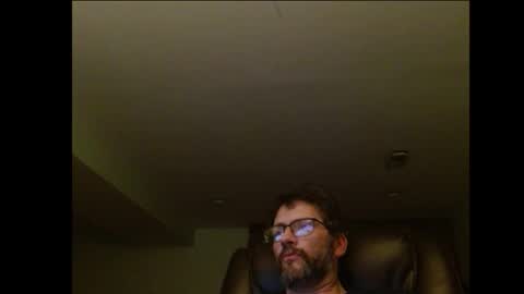 Snapshot of hunglonelyguy chatting on 11/27/25, 04:58 LonelyGuy online show from 11/27/25, 04:58