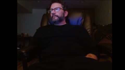 Snapshot of hunglonelyguy chatting on 11/29/25, 06:05 LonelyGuy online show from 11/29/25, 06:05