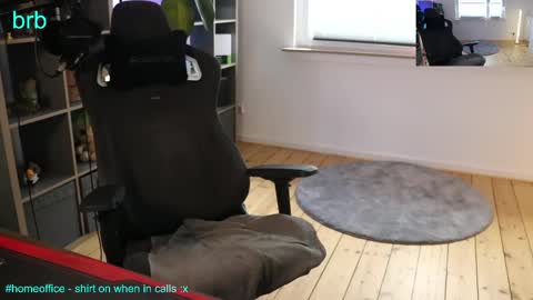 hungry_26 online show from 05/05/26, 09:28