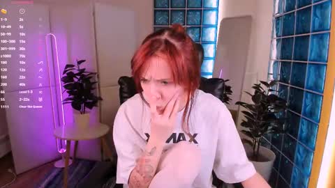 Snapshot of hungry_kitty66 chatting on 03/09/25, 01:37 Kitty online show from 03/09/25, 01:37