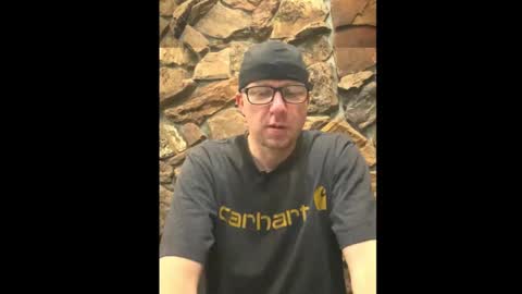 Snapshot of hungsingledad79 chatting on 02/13/25, 10:02 HuingsingleDad79 online show from 02/13/25, 10:02