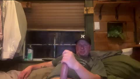 Snapshot of hungsingledad79 chatting on 09/09/25, 10:26 HuingsingleDad79 online show from 09/09/25, 10:26