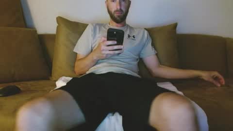 Snapshot of hungslim8inch chatting on 06/08/26, 01:28 King Hungslim online show from 06/08/26, 01:28