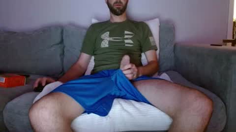 Snapshot of hungslim8inch chatting on 06/11/26, 01:38 King Hungslim online show from 06/11/26, 01:38