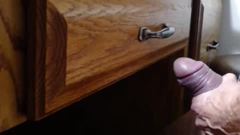 Snapshot of hungsofine chatting on 02/19/26, 04:36 hungsofine online show from 02/19/26, 04:36