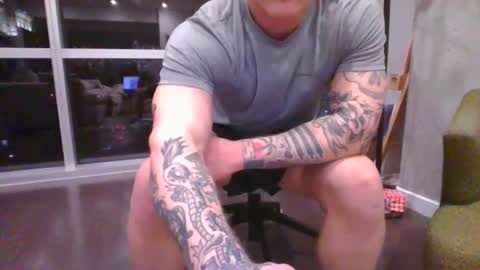 Snapshot of hungttt chatting on 02/02/26, 12:42 hungttt online show from 02/02/26, 12:42