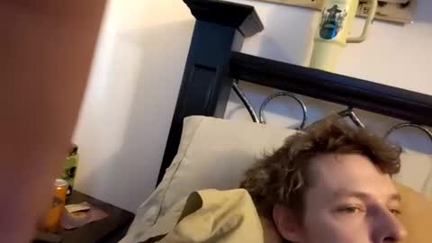 Snapshot of hungtxcock92 chatting on 01/28/25, 07:21 hungtxcock92 online show from 01/28/25, 07:21