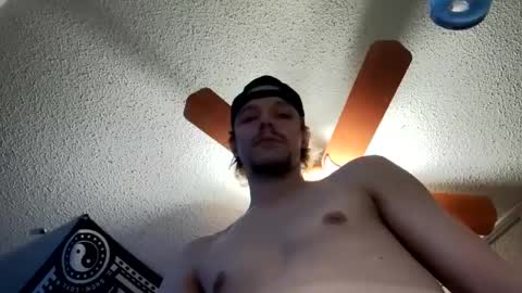 Snapshot of hungtxcock92 chatting on 02/05/25, 02:05 hungtxcock92 online show from 02/05/25, 02:05