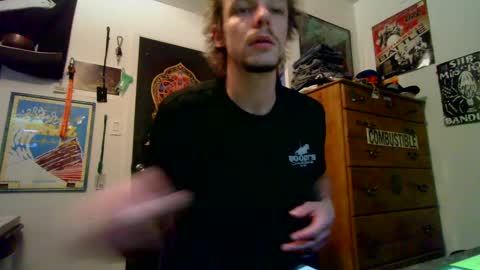 Snapshot of hungtxcock92 chatting on 03/06/25, 09:47 hungtxcock92 online show from 03/06/25, 09:47