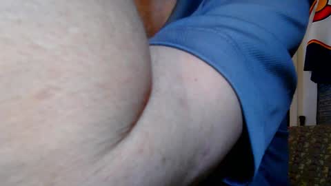 Snapshot of hungtxcock92 chatting on 03/12/25, 04:35 hungtxcock92 online show from 03/12/25, 04:35