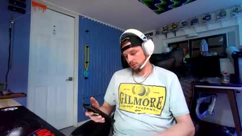 Snapshot of hungtxcock92 chatting on 03/17/26, 04:28 hungtxcock92 online show from 03/17/26, 04:28