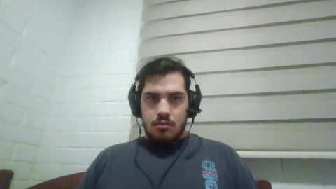 Snapshot of hungweeb chatting on 01/06/26, 01:42 Rod online show from 01/06/26, 01:42