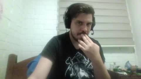 Snapshot of hungweeb chatting on 03/17/26, 01:32 Rod online show from 03/17/26, 01:32