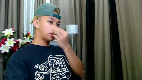 Snapshot of hunk_edward chatting on 06/25/26, 07:46 hunk_edward online show from 06/25/26, 07:46
