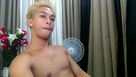 Snapshot of hunk_edward chatting on 06/28/26, 07:14 hunk_edward online show from 06/28/26, 07:14