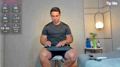 hunk_ryan online show from 01/13/25, 12:45
