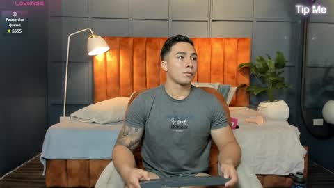 hunk_ryan online show from 01/31/25, 01:34