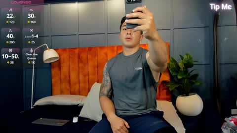 hunk_ryan online show from 02/05/25, 12:17