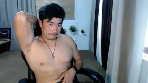 Snapshot of hunkfireman chatting on 03/11/26, 01:44 ADAM online show from 03/11/26, 01:44