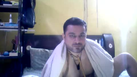 hunkster102 online show from 04/29/26, 06:14