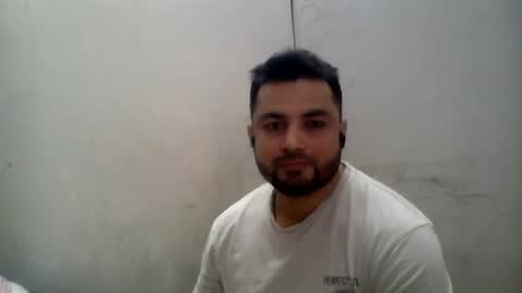 Snapshot of hunkster102 chatting on 06/20/26, 07:11 hunkster102 online show from 06/20/26, 07:11