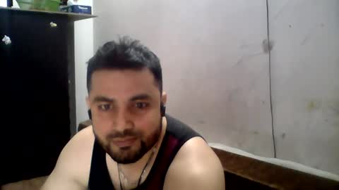 Snapshot of hunkster102 chatting on 06/21/26, 04:15 hunkster102 online show from 06/21/26, 04:15