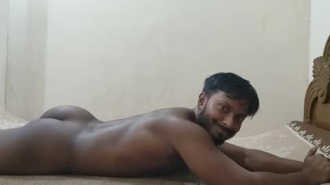 Snapshot of hunky_ariyaan chatting on 04/22/26, 01:45 Hunky Ariyaan online show from 04/22/26, 01:45