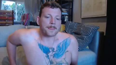 Snapshot of hunky_arthur chatting on 12/28/24, 04:30 Hunky Arthur online show from 12/28/24, 04:30