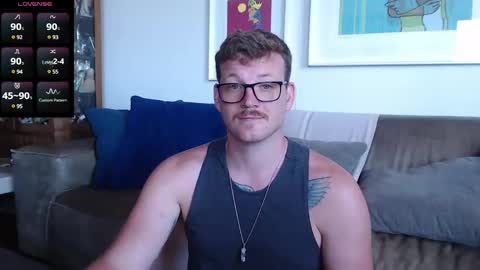 Snapshot of hunky_arthur chatting on 01/08/25, 11:43 Hunky Arthur online show from 01/08/25, 11:43