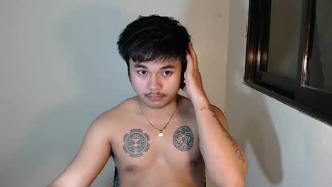 hunkyzeus online show from 01/04/25, 04:11