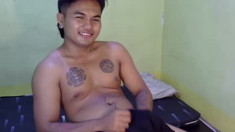 hunkyzeus online show from 10/18/25, 05:25