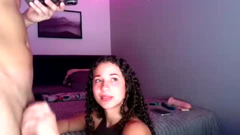 Snapshot of hunnnybunnnyy chatting on 11/11/25, 11:27 Ivy online show from 11/11/25, 11:27