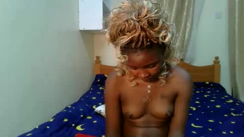 Snapshot of hunnyteaser chatting on 02/06/26, 04:10 hunny online show from 02/06/26, 04:10