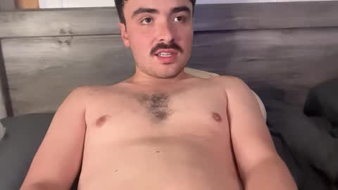 Snapshot of hunterbentleyy chatting on 09/12/25, 10:10 Hunter online show from 09/12/25, 10:10