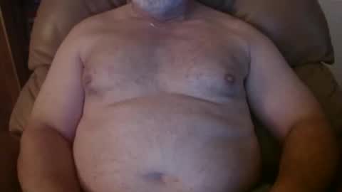 Snapshot of huntermark1 chatting on 10/12/25, 07:46 huntermark1 online show from 10/12/25, 07:46
