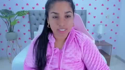 Snapshot of hurrem_had chatting on 03/11/25, 06:43 H U R R E M online show from 03/11/25, 06:43