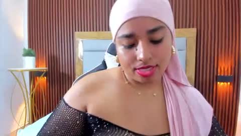 Snapshot of hurrem_had chatting on 10/09/25, 07:56 H U R R E M online show from 10/09/25, 07:56