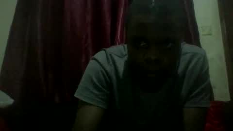 husky_leon online show from 12/01/25, 06:13