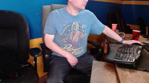 Huskyguy online show from 02/15/26, 05:15