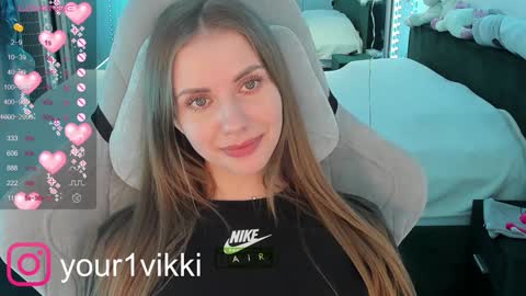 Snapshot of hustleebabyy_vikki chatting on 12/05/24, 02:31 Vika online show from 12/05/24, 02:31
