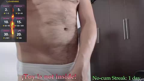 Snapshot of hxmister chatting on 01/18/25, 05:52 Andrew online show from 01/18/25, 05:52