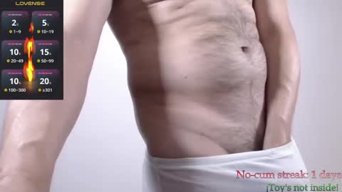 Snapshot of hxmister chatting on 09/13/25, 02:11 Andrew online show from 09/13/25, 02:11