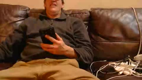 Snapshot of hypatia007_has_issues chatting on 04/03/26, 06:44 hypatia007_has_issues online show from 04/03/26, 06:44