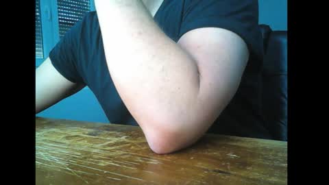 Snapshot of hypnoslutger chatting on 03/08/26, 10:52 hypnoslut online show from 03/08/26, 10:52