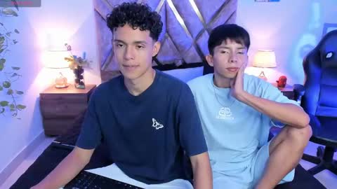 Son Hyunjin online show from 09/28/25, 06:13