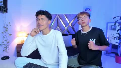 Son Hyunjin online show from 11/24/25, 07:02